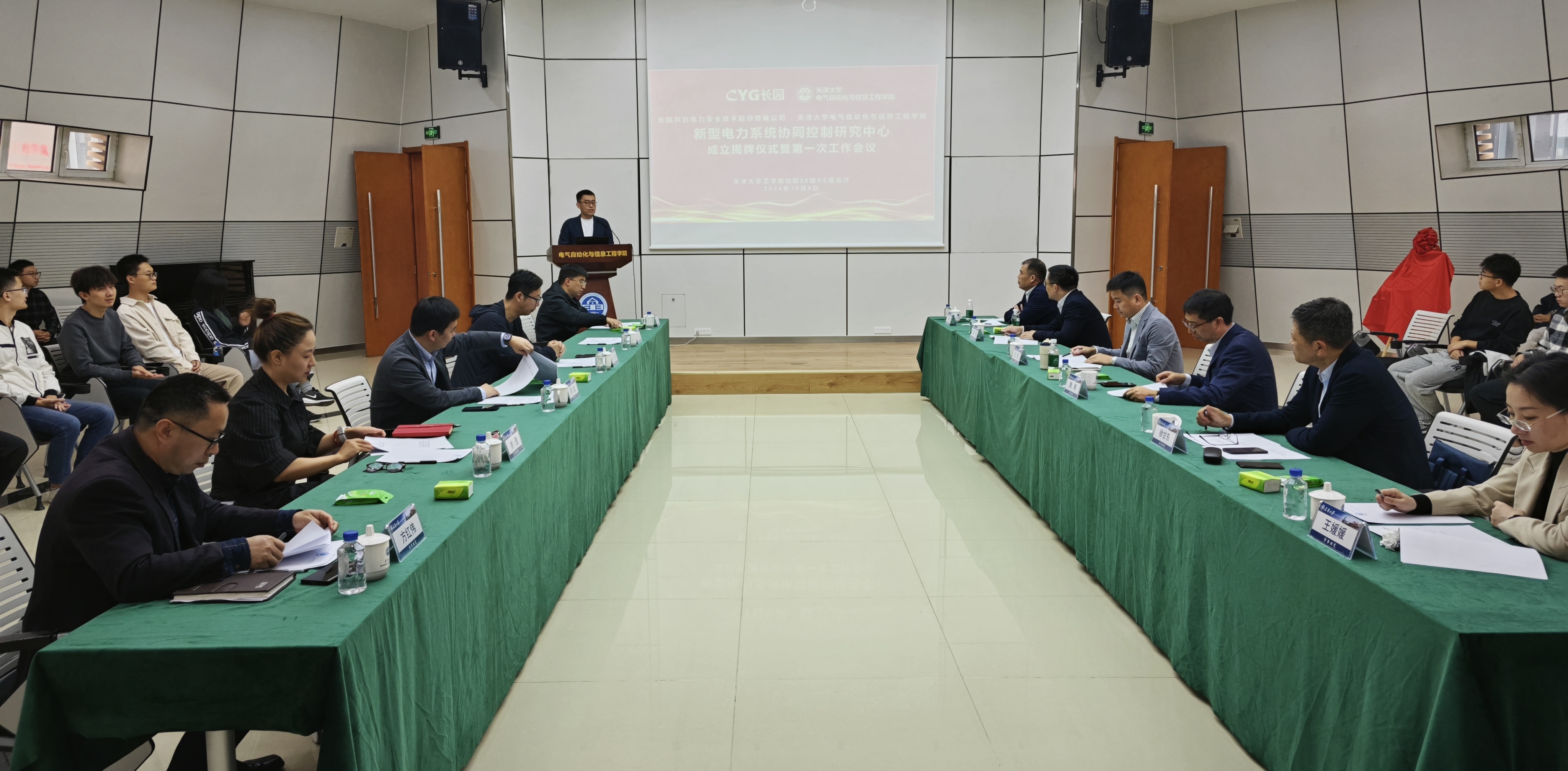 82e383c59c03a2686b4234e6990dc10